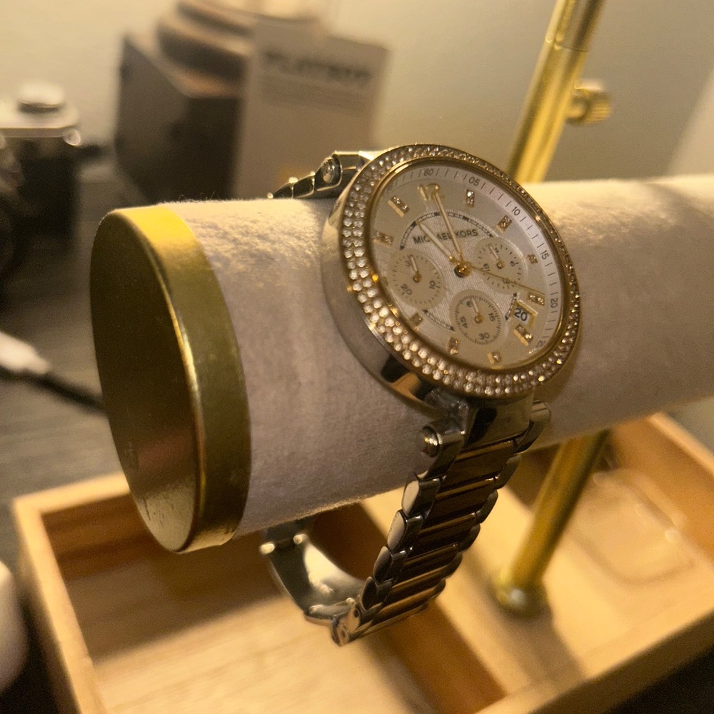 Watch - Picture 4 of 4